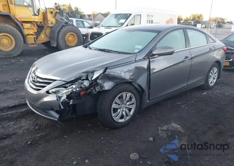 2013 Hyundai Sonata Gls from USA, damaged, VIN 5NPEB4AC8DH525820
